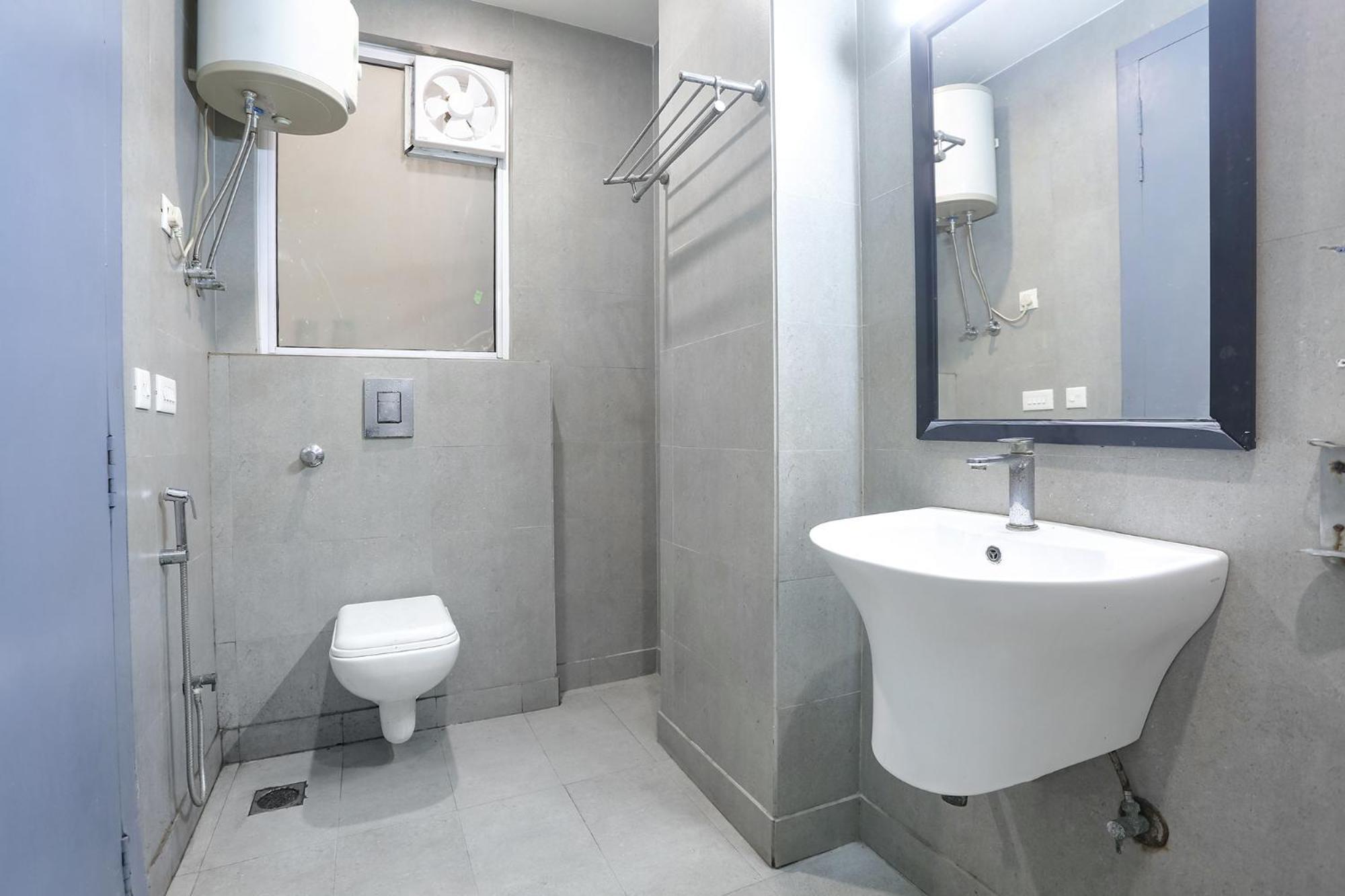 Fabhotel Sky Land Delhi Kültér fotó